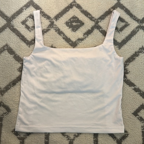 NWOT Cropped Top Sz S - White - Picture 3 of 3